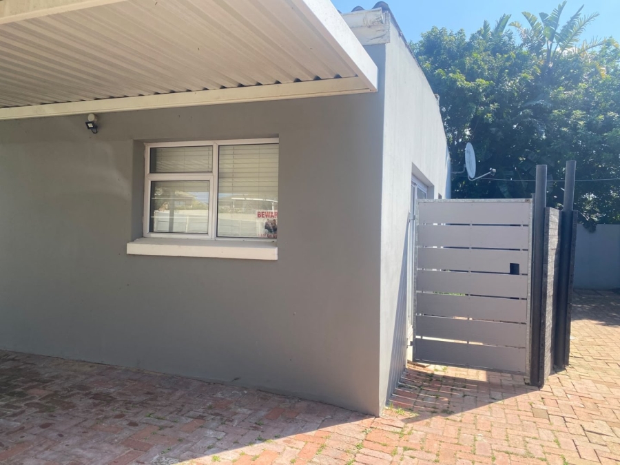 To Let 1 Bedroom Property for Rent in Lorraine Eastern Cape